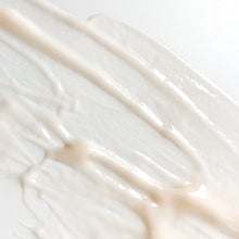 Load image into Gallery viewer, Vitamin C Brightening Day Cream